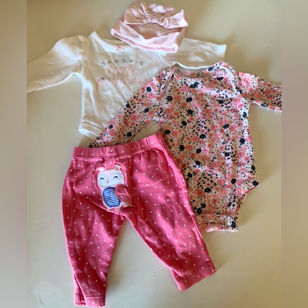 Carter’s Set of 4 Infant Girl Clothing